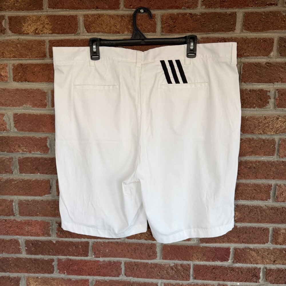 adidas shorts * size 40 * white & black * pockets * euc